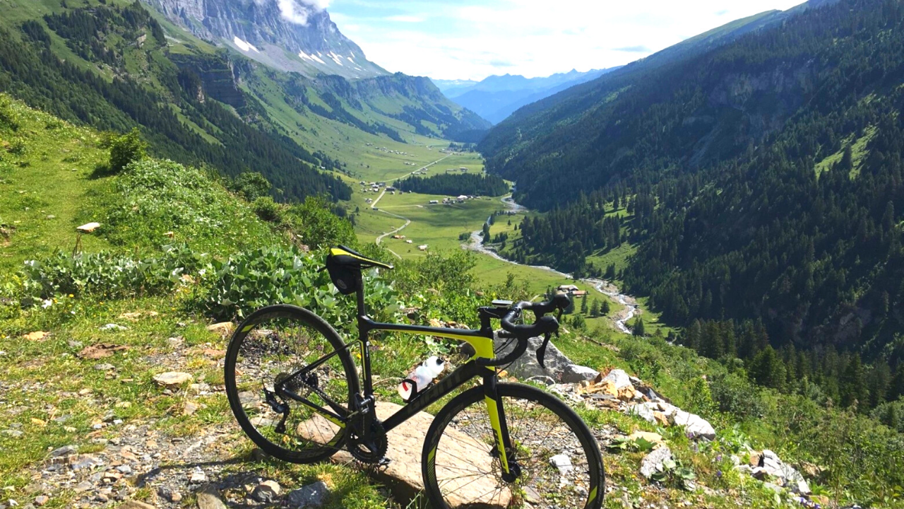 Road Bike Rentals in Zurich, Switzerland | Livelo